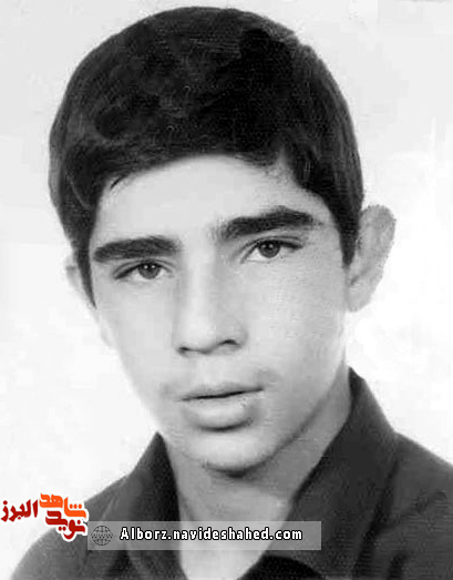 جبهه جای باصفاییست؛ جبهه دانشگاهیست که درسش ایثار و شهادت و شجاعت است جبهه جای باصفاییست؛ جبهه دانشگاهیست که درسش ایثار و شهادت و شجاعت است