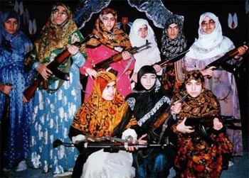 13 شهیده زن «پیشمرگ مسلمان کُرد» شناسایی شد