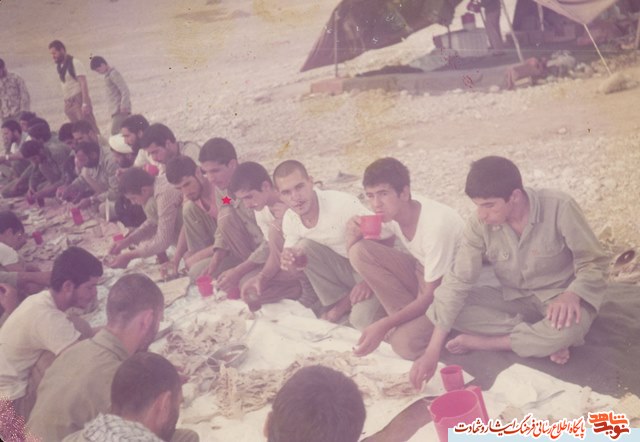 برای به دست آوردن رضای خدا بایدبهترین اعمالش را انجام دهیم برای به دست آوردن رضای خدا بایدبهترین اعمالش را انجام دهیم