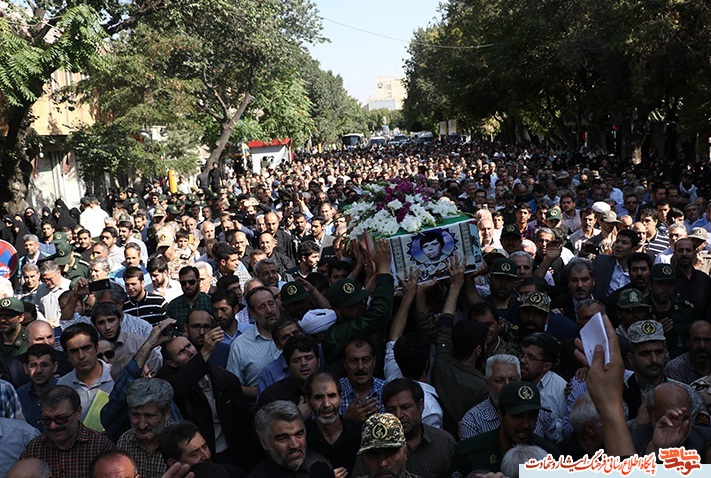 گزارش تصویری از تشییع باشکوه شهید حسن جنگجو در تبریز