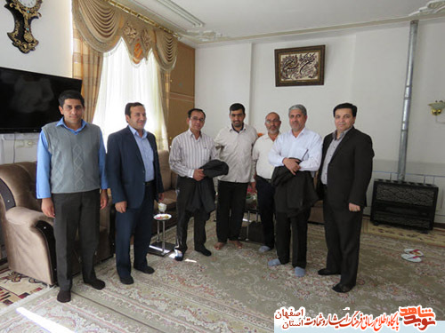 گلزار شهدا ،اسناد شهدا وبرنامه های فرهنگی شهرستان کوهپایه توسط معاونت فرهنگی مورد بازدید قرارگرفت