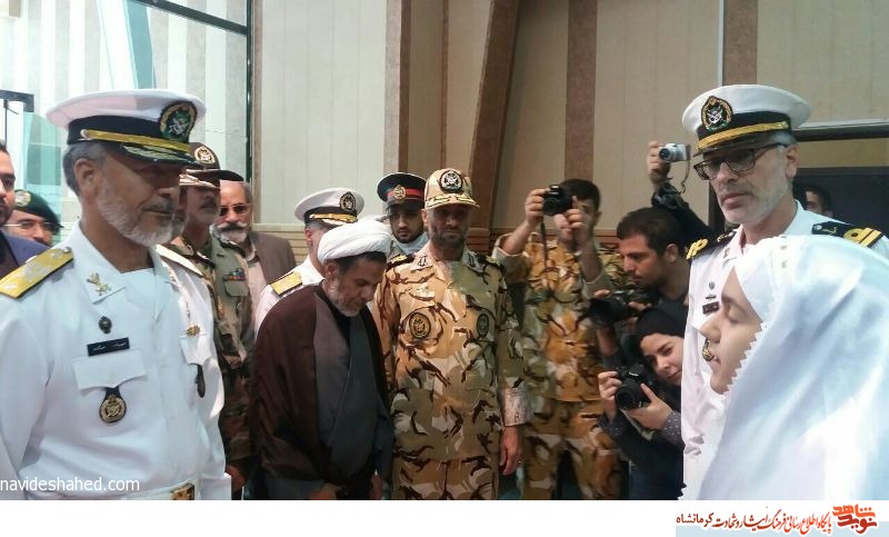 همایش تجلیل از خانواده معظم شهدا و ایثارگران در کرمانشاه برگزار شد