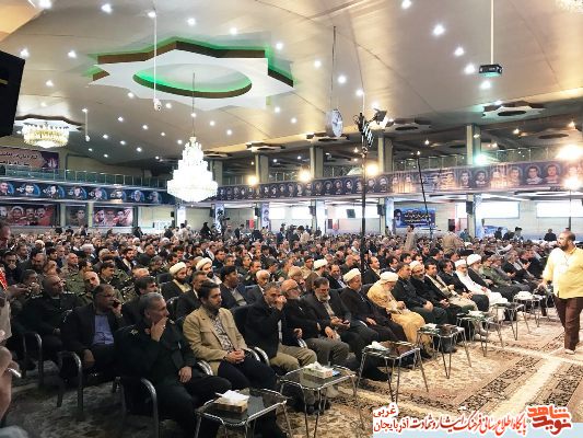 اجلاس نهایی کنگره ملی 12 هزار شهید آذربایجان غربی در ارومیه برگزار شد اجلاس نهایی کنگره ملی 12 هزار شهید آذربایجان غربی در ارومیه برگزار شد
