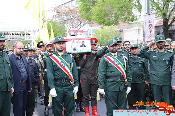 پیام واضح مردم تبریز در مراسم تشییع شهید مدافع حرم «اکبر زوار جنتی»
