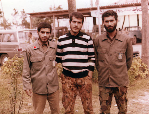 این انقلاب که ثمره خون هزاران شهید است حفظ کنید این انقلاب که ثمره خون هزاران شهید است حفظ کنید