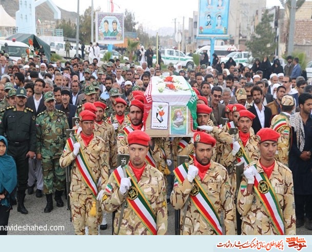 تشییع پیکر آزاده و جانباز عبدالغنی هرمززایی در زاهدان + تصویر تشییع پیکر آزاده و جانباز عبدالغنی هرمززایی در زاهدان + تصویر