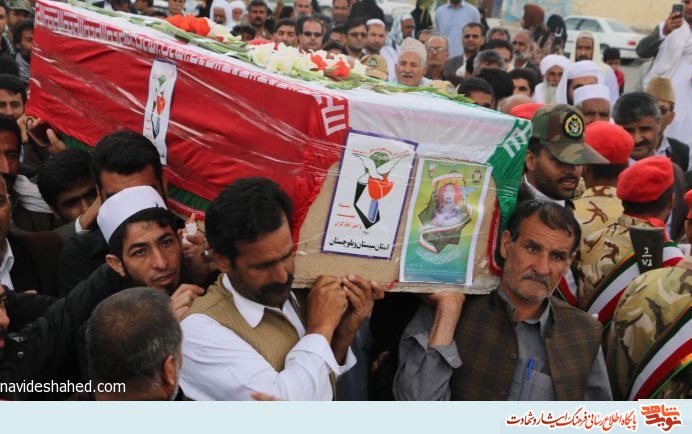 تشییع پیکر آزاده و جانباز عبدالغنی هرمززایی در زاهدان + تصویر تشییع پیکر آزاده و جانباز عبدالغنی هرمززایی در زاهدان + تصویر