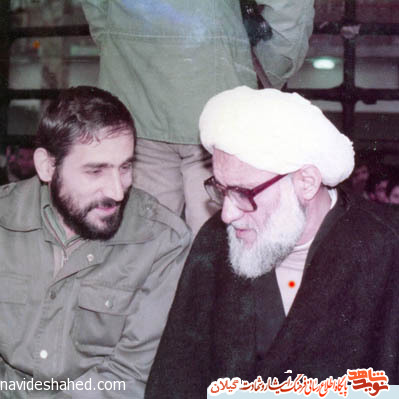 فیلم/اقامه باشکوه نماز به امامت روحانی شهید حجت‌الاسلام صادق احسان‌بخش