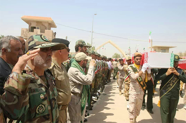 پیکر مطهر ۶۰ شهید دفاع مقدس وارد کشور شد + عکس