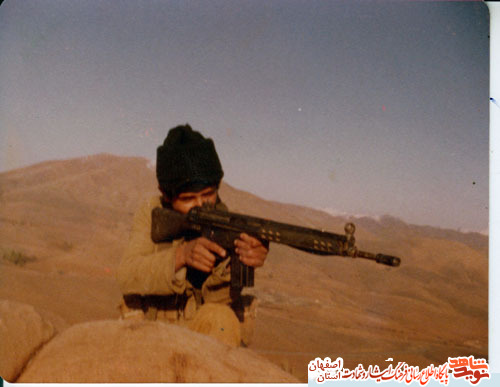 سنگ جبهه را به نگر مدرسه ترجیح داد