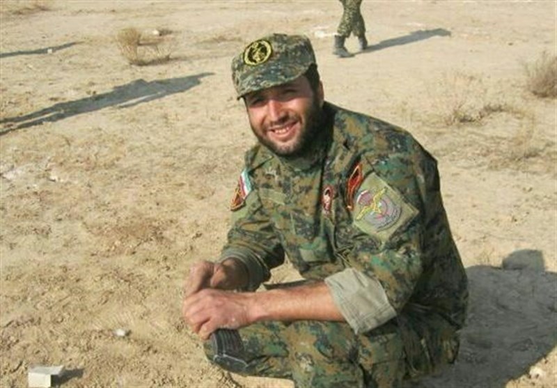 برگی از زندگی شهید قاضیخانی به روایت همسرش؛ «مهدی» میگفت سوریه خط مقدم انقلاب اسلامی است برگی از زندگی شهید قاضیخانی به روایت همسرش؛ «مهدی» میگفت سوریه خط مقدم انقلاب اسلامی است
