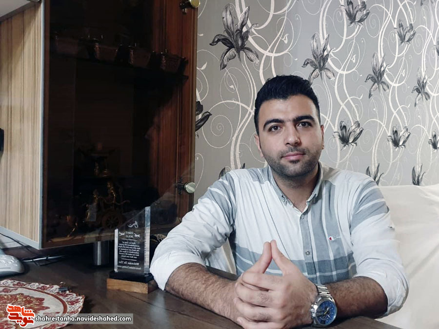 ما باید در جامعه رفتاری آمیزه از قرآن داشته باشیم ما باید در جامعه رفتاری آمیزه از قرآن داشته باشیم