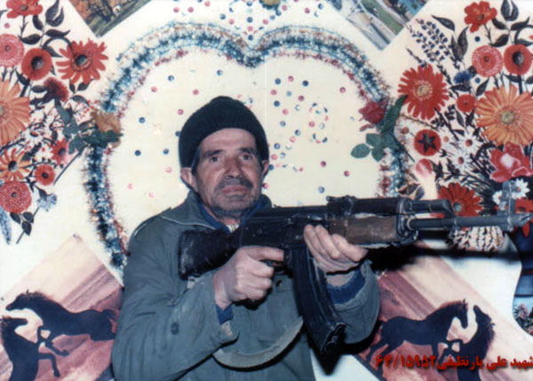 اول همسایه بعد خانه