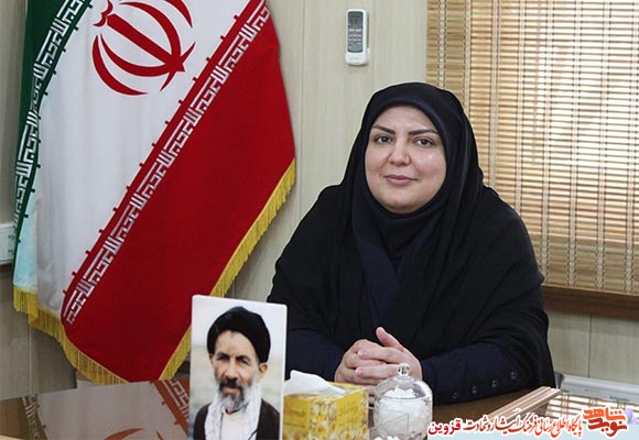 سالهاست که یک قاب عکس بابای من است/ تنها دلخوشی مادر برای ادامه دادن زندگیاش بودم سالهاست که یک قاب عکس بابای من است/ تنها دلخوشی مادر برای ادامه دادن زندگیاش بودم