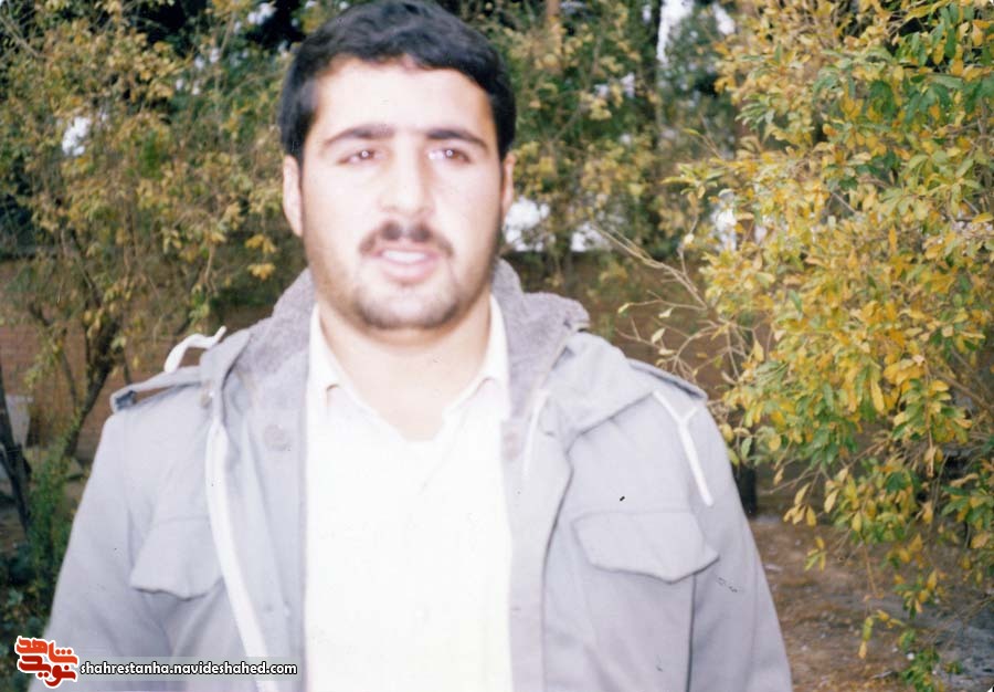 همسرم «جهاد» من حضور د جبهه بود و «جهاد» شما تربیت فرزندانم همسرم «جهاد» من حضور د جبهه بود و «جهاد» شما تربیت فرزندانم