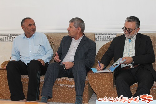 آزادگان زیباترین نماد ایثار و مقاومت هستند