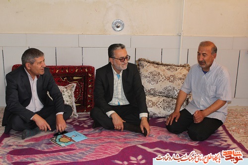 آزادگان زیباترین نماد ایثار و مقاومت هستند