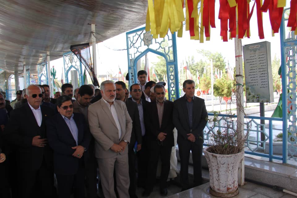 شهیدان رجایی و باهنر اسوه دولتمردان صدیق به نظام امام و شهدا هستند شهیدان رجایی و باهنر اسوه دولتمردان صدیق به نظام امام و شهدا هستند
