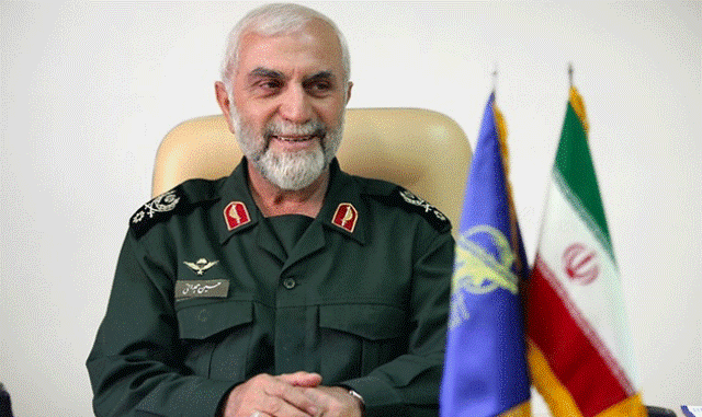 نشان «فتح درجه یک» به خانواده سردار شهید همدانی اهدا شد