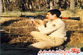 پدر شهید «محمدعلی میرزا سعیدی» به فرزند شهیدش پیوست پدر شهید «محمدعلی میرزا سعیدی» به فرزند شهیدش پیوست
