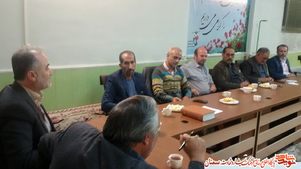 نشست پیام آوران ایثار در سمنان نشست پیام آوران ایثار در سمنان