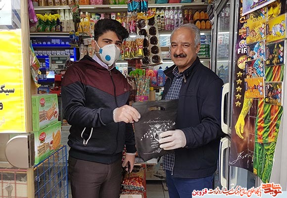 توزیع بسته‌های بهداشتی بین جامعه ایثارگری استان قزوین از نگاه دوربین
