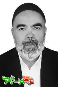 از شکنجه ساواک آن قدر پاهایم ورم کرده بود که در کفش جا نمی‌شد