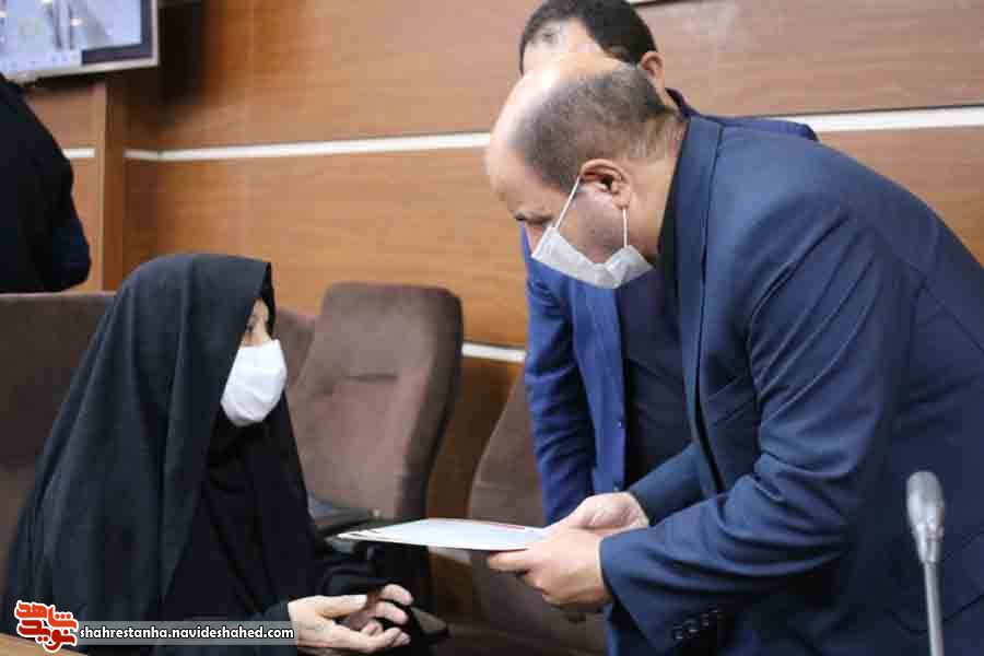 مادران شهید اسطوره های صبر و استقامت هستند