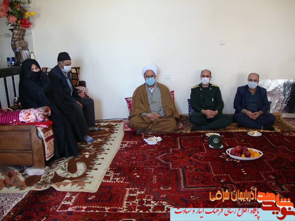 مادران و همسران شهدا شأن و منزلت بالایی دارند
