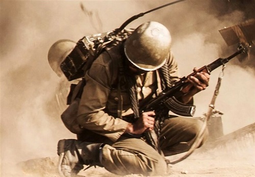دست خدا در آستینت شعله ور شد/ تا دست تو تا آسمان ها پر بگیرد