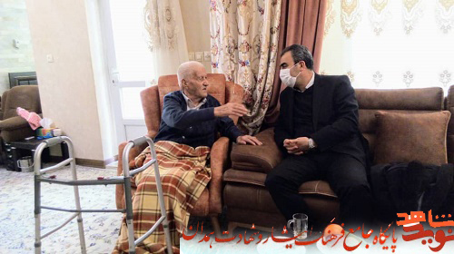 فرماندار همدان با خانواده شهیدان «فتحی» دیدار کرد فرماندار همدان با خانواده شهیدان «فتحی» دیدار کرد