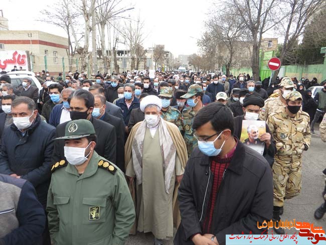 گزارش تصویری | مراسم تشییع پیکر سردار علیرضا گل محمدی با حضور انبوه جمعیت در میانه برگزار شد.