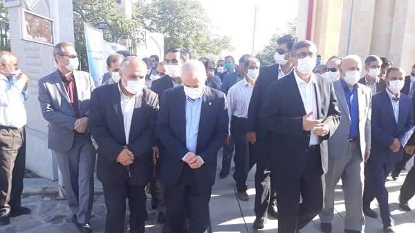 سعید اوحدی در گلزار شهدای همدان حضور یافت