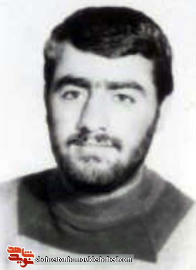 نگاهی به زندگی شهیدی که از 7 سالگی نماز میخواند نگاهی به زندگی شهیدی که از 7 سالگی نماز میخواند
