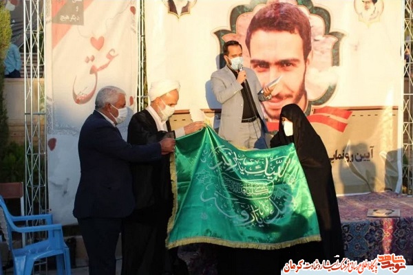 کتاب های «عبدالمهدی» و «عشق و دیگر هیچ» در کرمان رونمایی شد کتاب های «عبدالمهدی» و «عشق و دیگر هیچ» در کرمان رونمایی شد