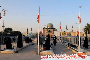 خواهران خودجوش قزوینی مزار شهدا را غباروبی کردند خواهران خودجوش قزوینی مزار شهدا را غباروبی کردند