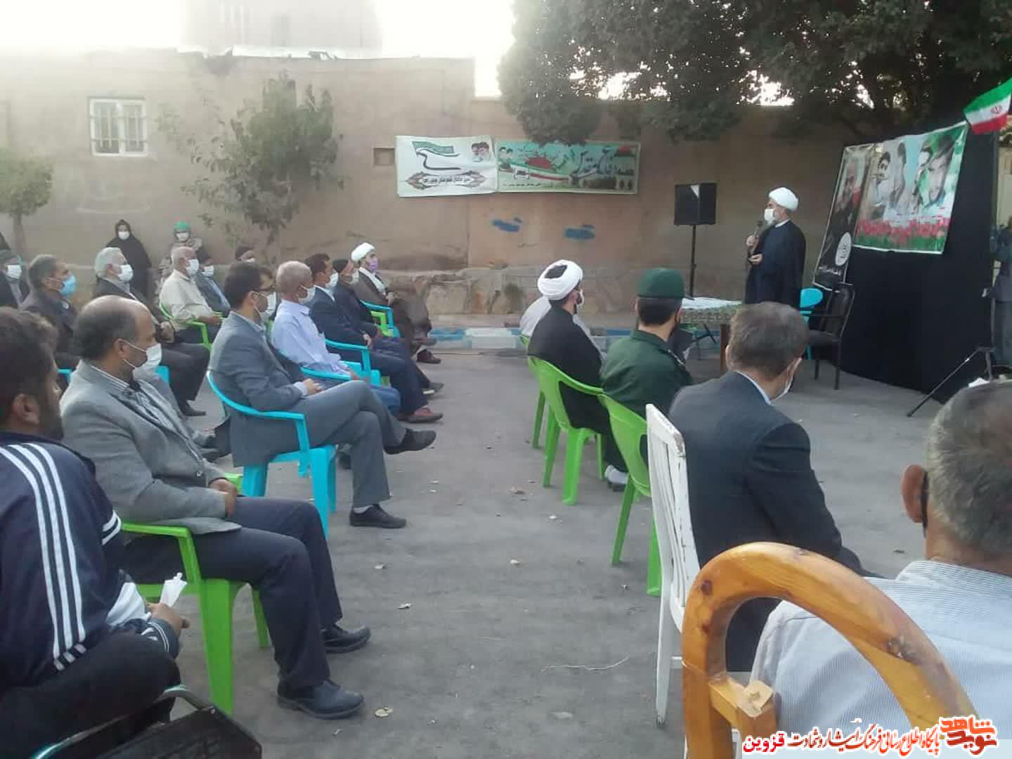 بازگویی خاطرات شهدا یادآور ایثار آنها در دفاع مقدس است