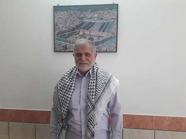«ایثار» رمز پیروزی با دستان خالی/ منتی برای انجام تکلیف نداریم «ایثار» رمز پیروزی با دستان خالی/ منتی برای انجام تکلیف نداریم