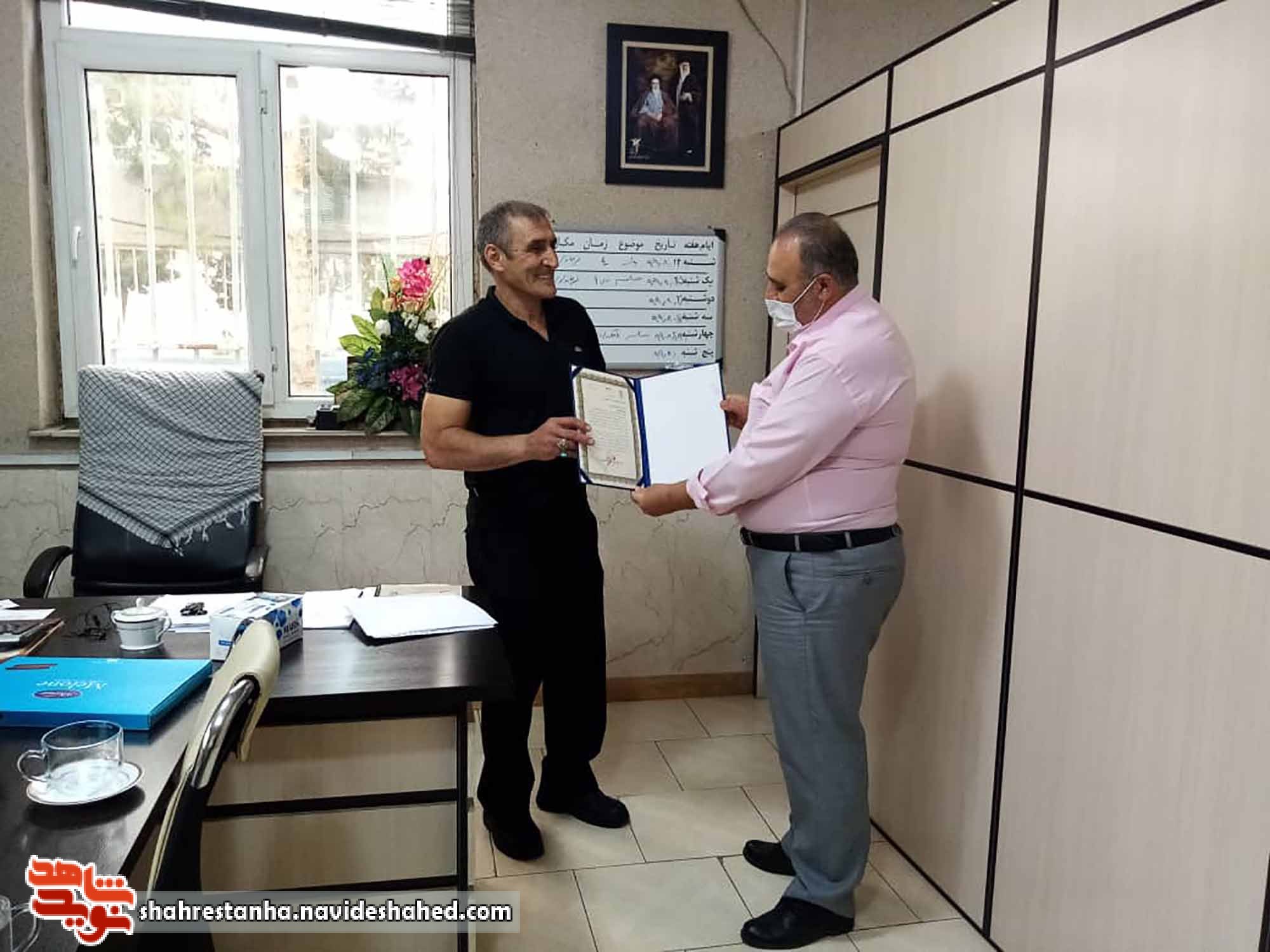 از پهلوان ورزشی چهاردانگه تجلیل شد از پهلوان ورزشی چهاردانگه تجلیل شد