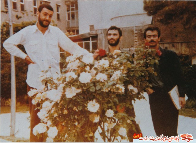 تصاویر به یادگار مانده از دانشجوی شهید «داور یسری »