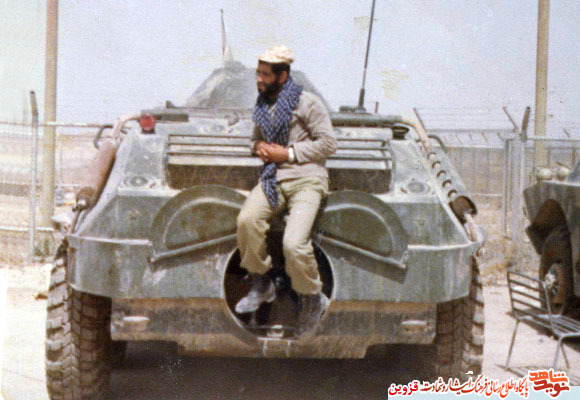 تصاویر کمتر دیده شده از شهید «محمد درازلو» تصاویر کمتر دیده شده از شهید «محمد درازلو»