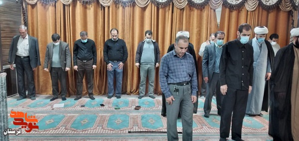 گزارش تصویری/ از ائمه جماعات بنیاد شهید لرستان تجلیل شد