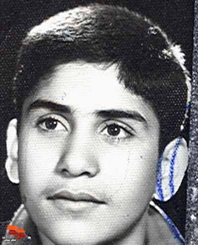 مادر شهید «ابوالفضل کریمی» به فرزند شهیدش پیوست مادر شهید «ابوالفضل کریمی» به فرزند شهیدش پیوست