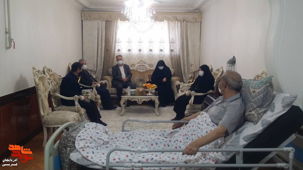 جانبازان و خانواده های معظم شهدا الگوی صبر و استقامت هستند جانبازان و خانواده های معظم شهدا الگوی صبر و استقامت هستند