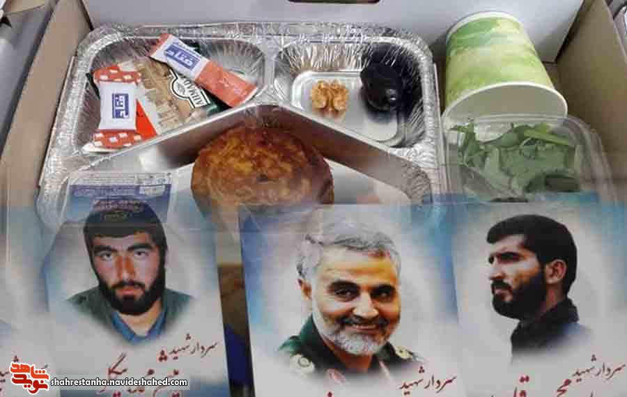 500بسته افطاری به نیابت از شهدای چهاردانگه توزیع شد
