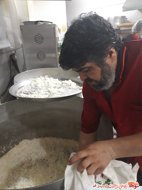 رزمایش همدلی علی یاوران در هیات فاطمیون قم برگزار می شود