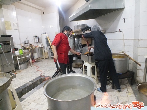 رزمایش همدلی علی یاوران در هیات فاطمیون قم برگزار می شود