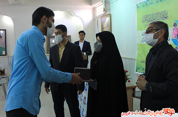 فعالان قرآنی شاهد و ایثارگر در قزوین تجلیل شدند فعالان قرآنی شاهد و ایثارگر در قزوین تجلیل شدند