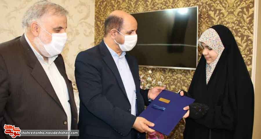 دختران شهدا، اسوه‌های عفت و مهربانی هستند