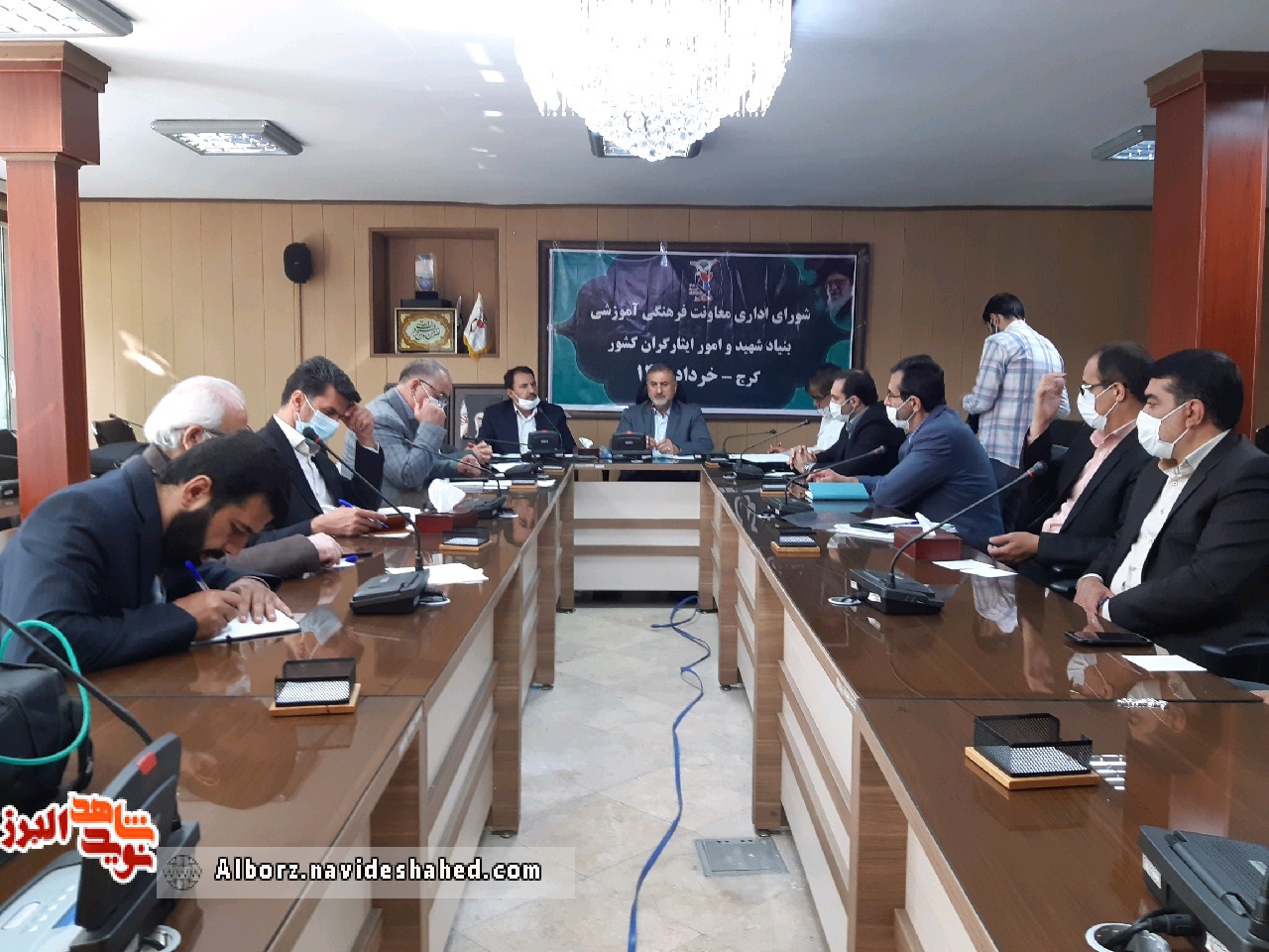 شورای مدیران در باغ عرفان برگزار شد